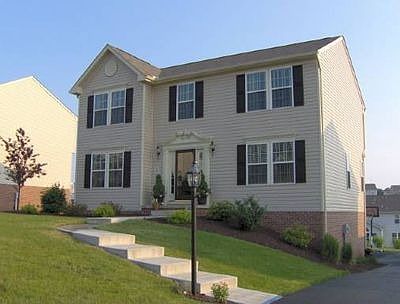 1st image of 12812 Thoroughbred Dr