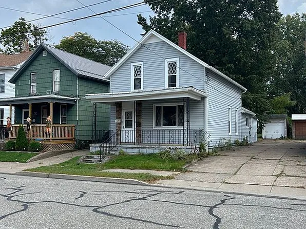 937 E 11th St, Erie, PA 16503
