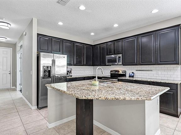 4th image of 7644 Ripplepointe Way
