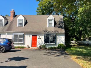 24 S Chancellor St, Newtown, PA 18940