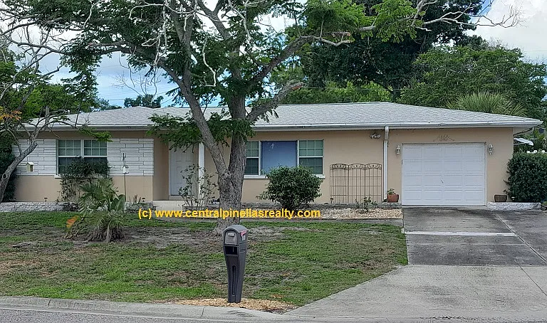1400 S Evergreen Ave — Photo 1