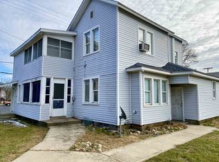 216 E Spring St, Winamac, IN 46996