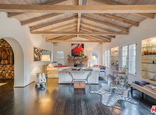 535 N Laurel Ave, Los Angeles, CA 90048