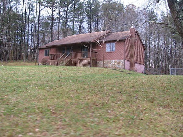 1st image of 104 Willowridge Dr