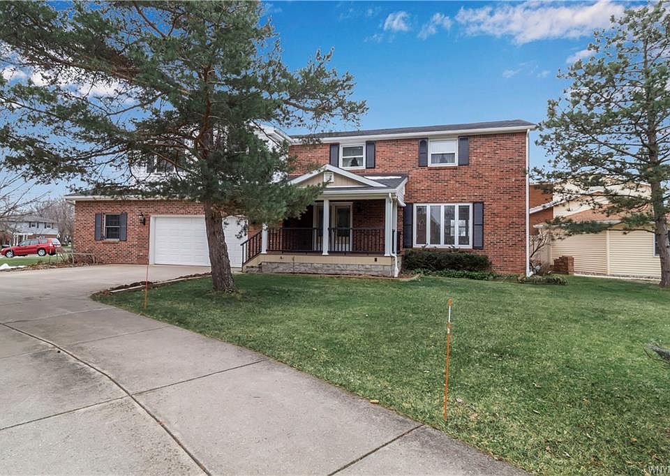 1st image of 106 Welwyn Cir