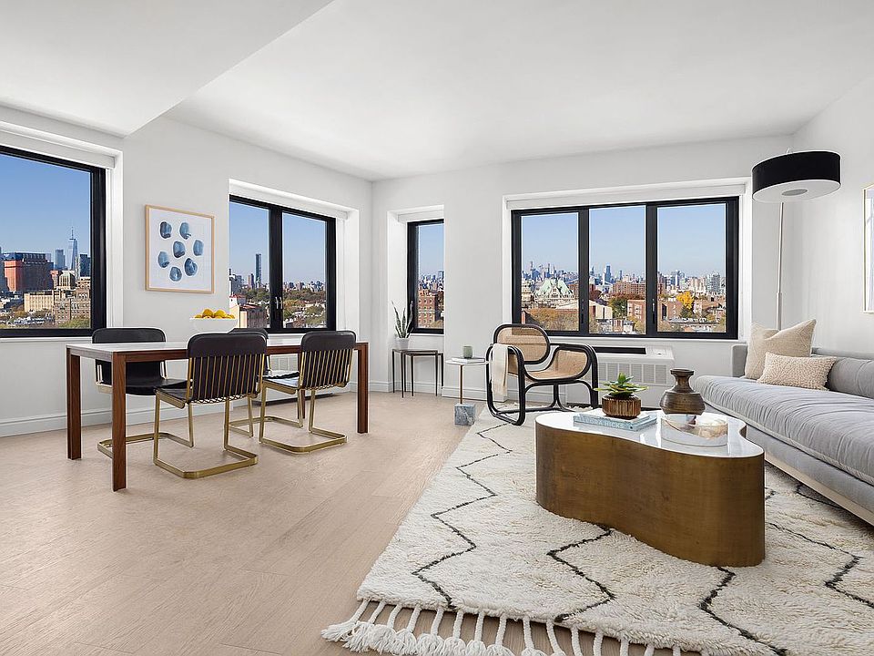 1st image of 475 Clermont Ave #320