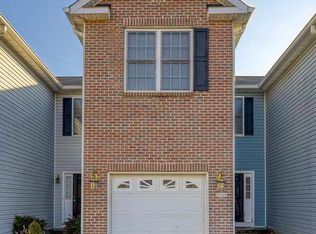 35106 Sara Ct, Locust Grove, VA 22508