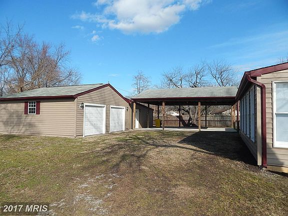 3rd image of 100 Bertram Dr