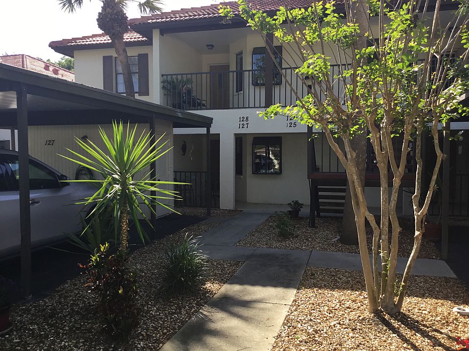 1st image of 127 Pine Hollow Dr #127