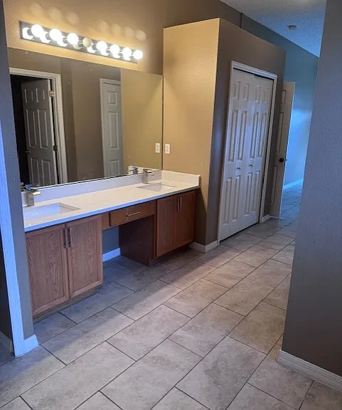 807 Palermo Ct — Photo 13