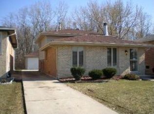 18143 Ravisloe Ter, Country Club Hills, IL 60478