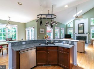 43876 Wildeflower Ln, California, MD 20619