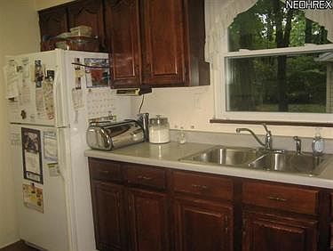 4th image of 4900 W 227th St