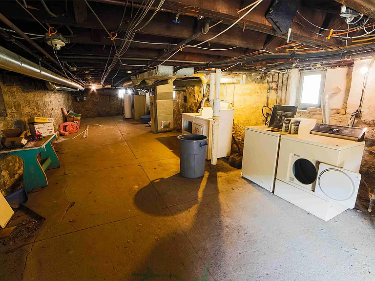 4424 Oakland Ave #2W — Photo 32
