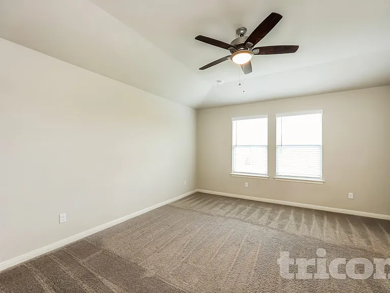 13558 Paxton Blvd — Photo 6