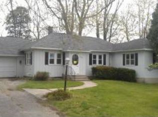 2764 Bristol Ave NW, Grand Rapids, MI 49544