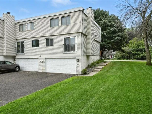 6269 W Broadway Ave, Brooklyn Park, MN 55428