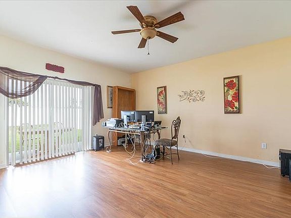 3rd image of 10622 Shady Preserve Dr