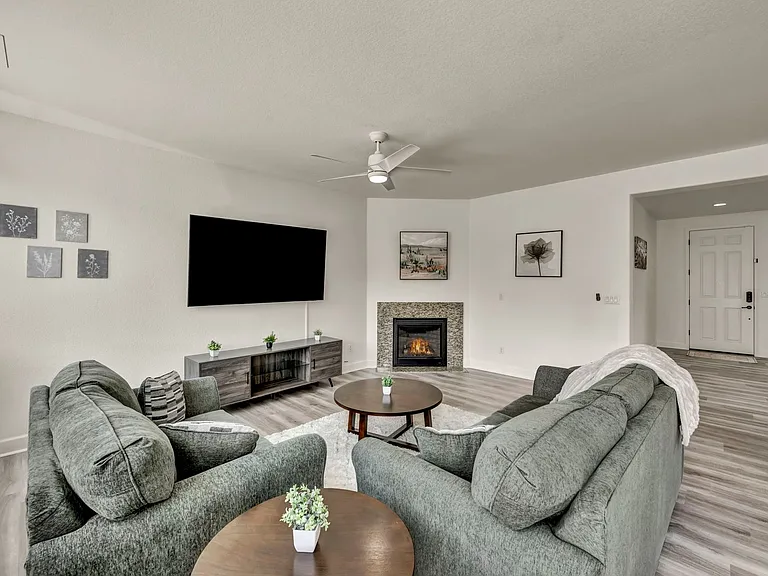 10677 Foxberry Park Dr — Photo 18