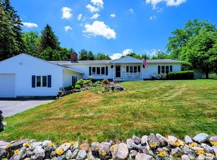 26 Crestview Dr, Westborough, MA 01581