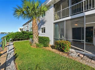 1320 Blue Point Ave APT 2, Naples, FL 34102