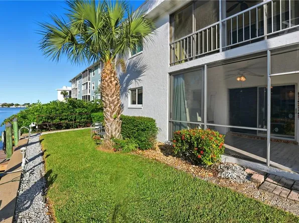 1320 Blue Point AVE #2, NAPLES, FL 34102