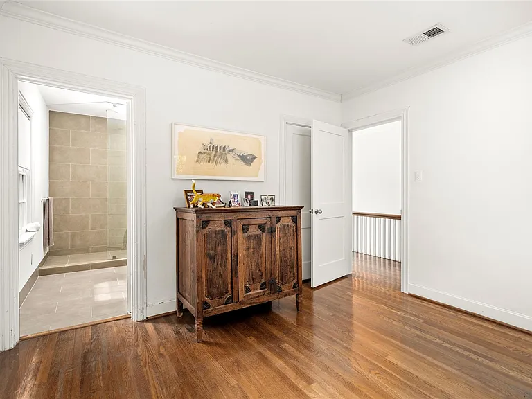 2120 Quenby St — Photo 28