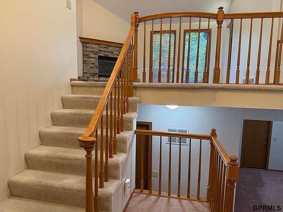 4th image of 4207 S 148th St