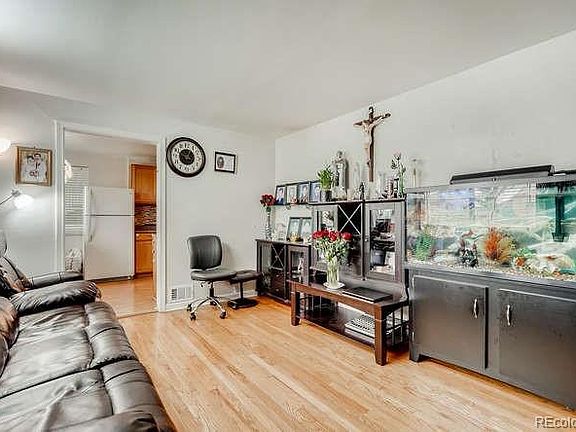 4th image of 1365 S Bryant St