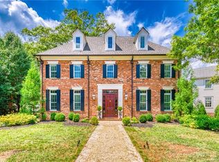 1111 Chollywood Dr, Charlotte, NC 28211