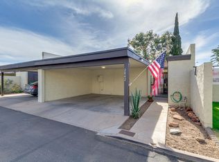 2842 N 49th Pl, Phoenix, AZ 85008