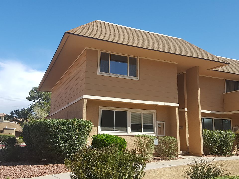 1st image of 2558 Paradise Village Way