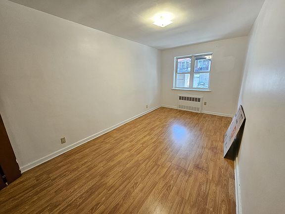 3rd image of 135 Bay 11 St #1
