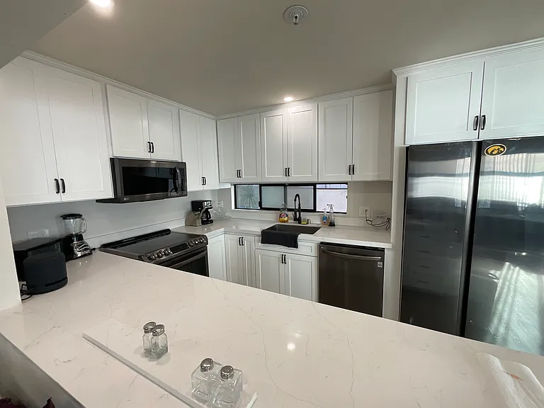 1235 Parker Pl #2M — Photo 13