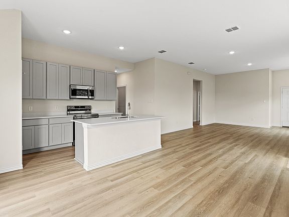 4th image of 11108 Undae Ct