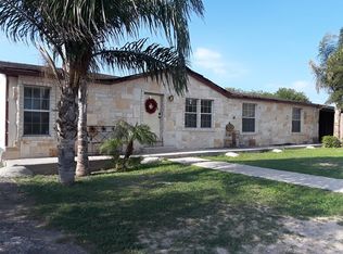 358 Six Shooter Rd, Eagle Pass, TX 78852