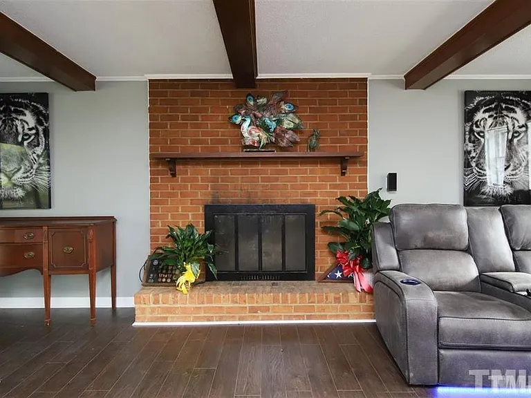 2518 W Wilson St — Photo 16