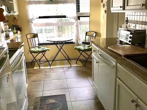 2nd image of 1316 Pasadena Ave S APT 306