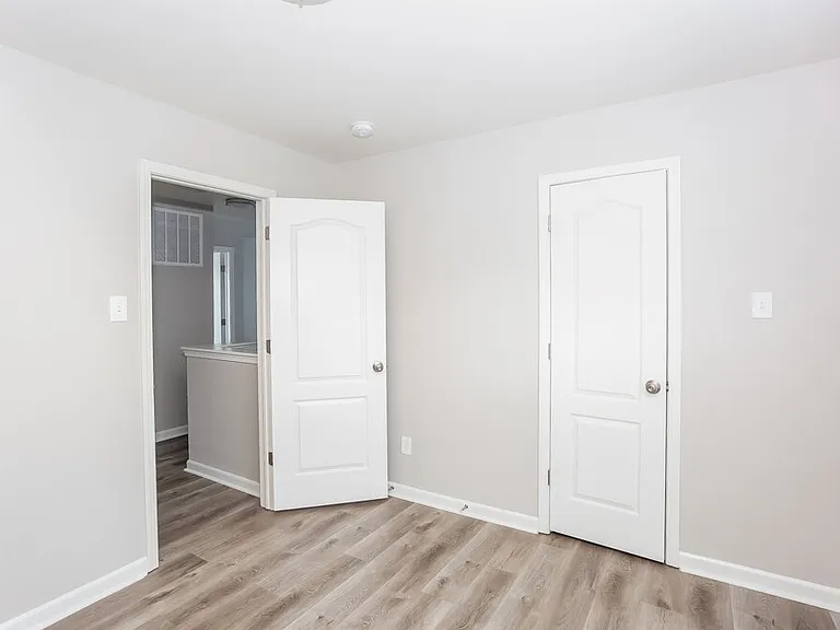 1350 Haestad Ct — Photo 13