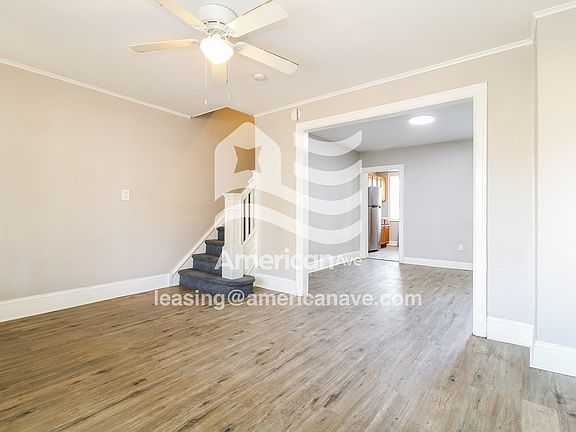 1187858_004_wm_-_living_room_13381428.jpg