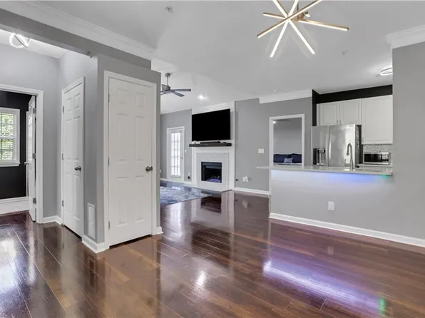 4103 Woodland Ln, Alpharetta, GA 30009