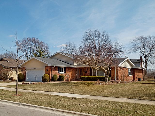 1st image of 1815 E Crabtree Dr