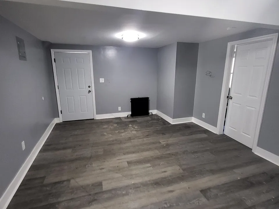 80 Glenwood Ave