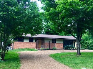 355 Indian Trl, Madison, TN 37115