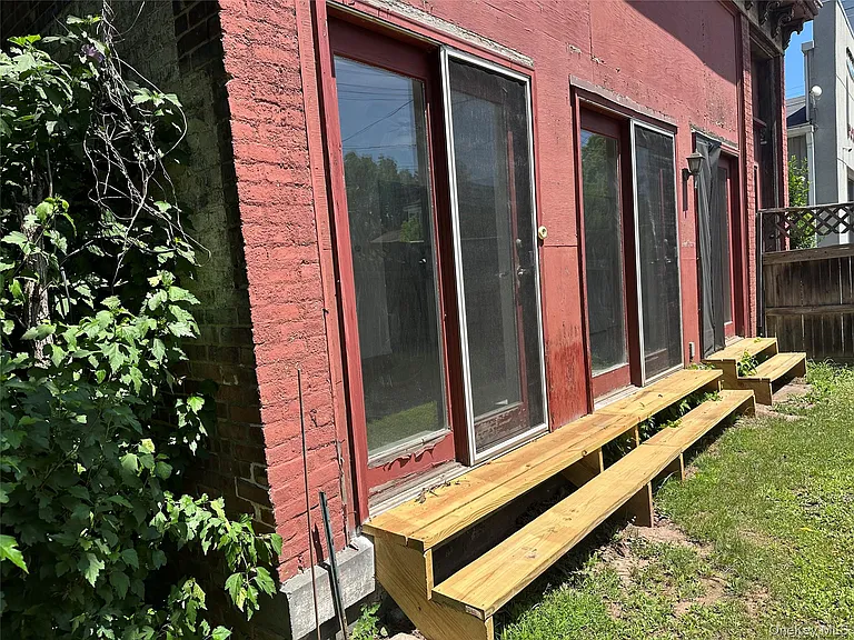 165 Ulster Ave #8 — Photo 3