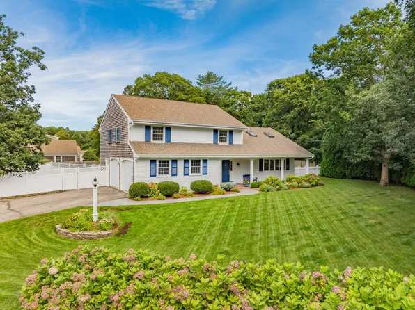 3 Russell Drive, Harwich, MA 02645