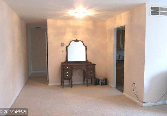 5th image of 9451 Fairfax Blvd APT 302