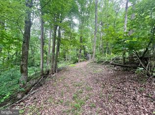 Paris Rd, Stanley, VA 22851