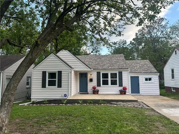 1321 E 76th St, Kansas City, MO 64131