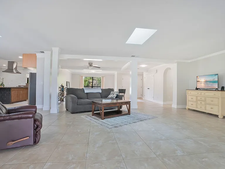 2724 Ardon Ave — Photo 7